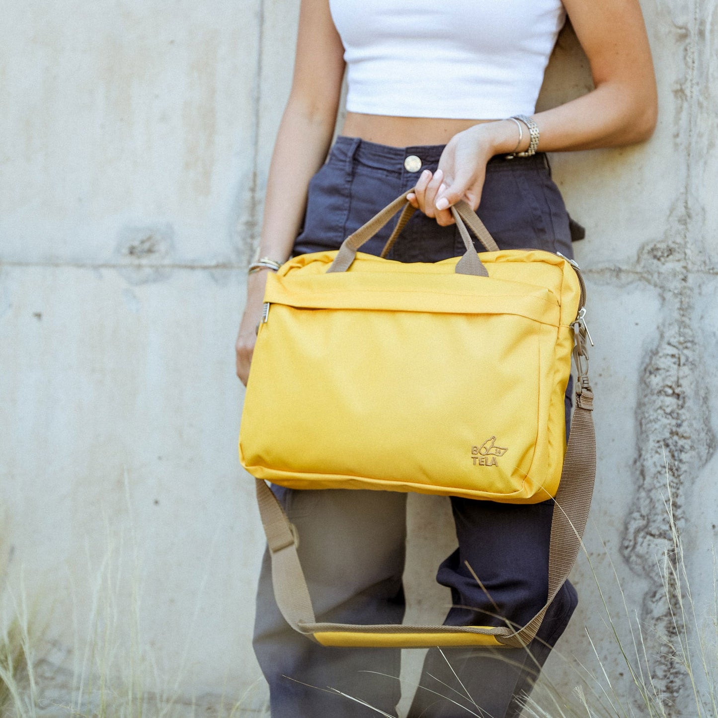 Bolso notebook 13 y 14 pulgadas sustentable amarillo