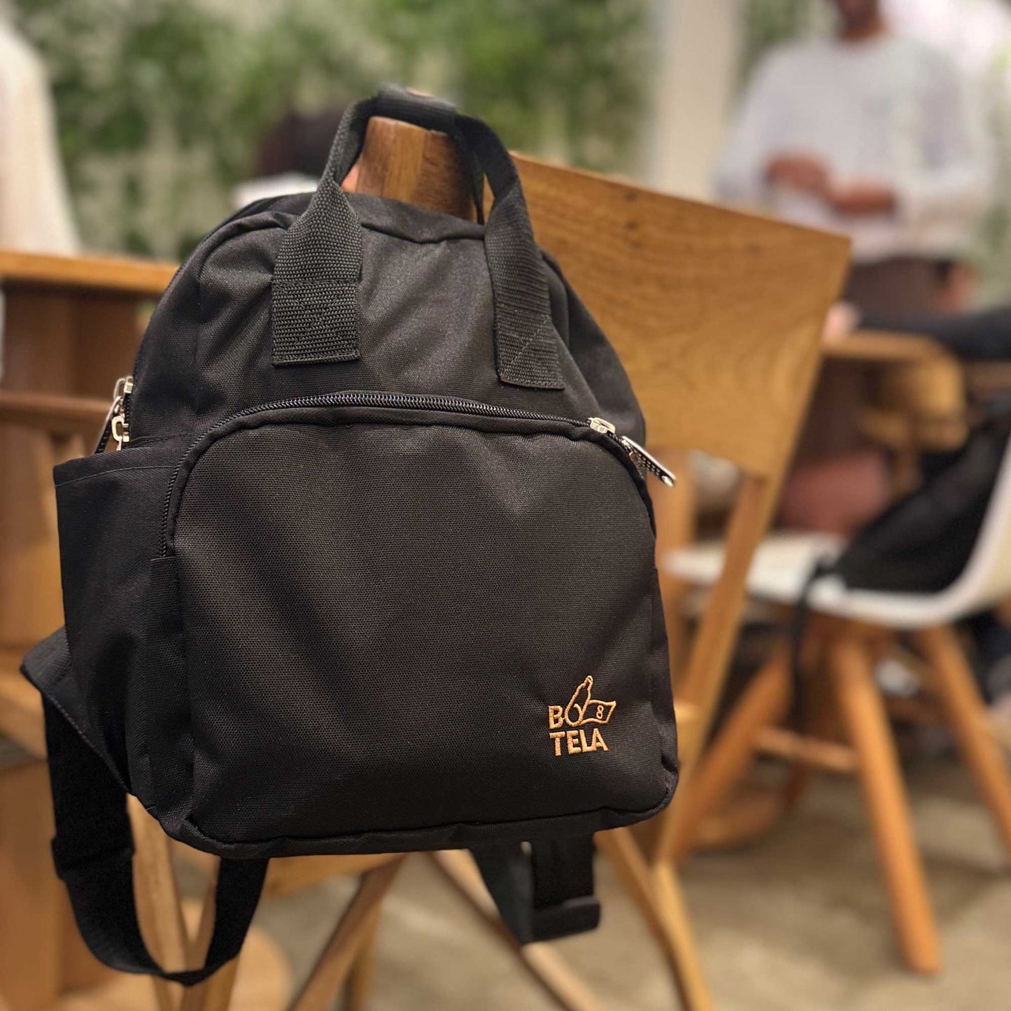 Mochila Cartera Sustentable Negra