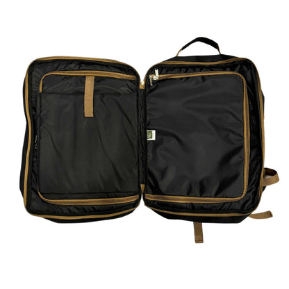 Mochila sustentable de viaje negra